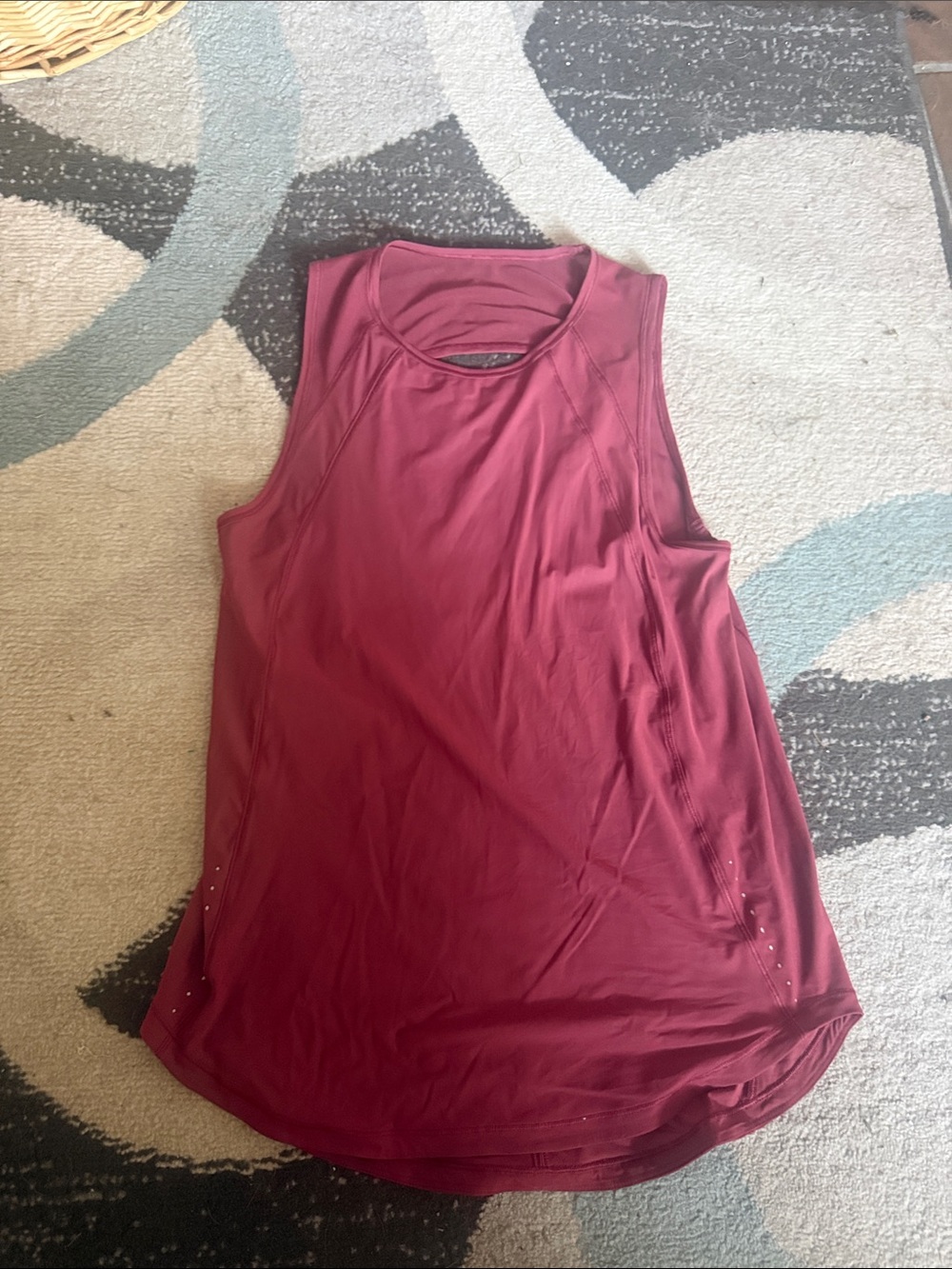lululemon athletica Women's Sleeveless Performance Tank - Redish/Pink